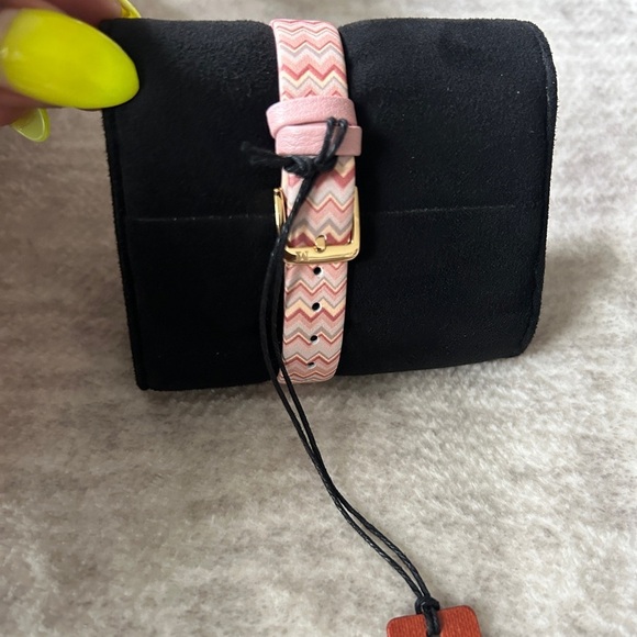 Missoni M1-29 Zig-zag Stainless Steel Watch, pink multicolored leather strap NWT - Picture 3 of 12